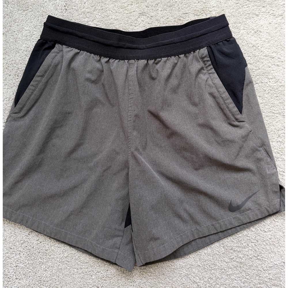 Nike Dri-FIT Pro Training Shorts Mens Large Gray Black Mesh Running Gym Athletic